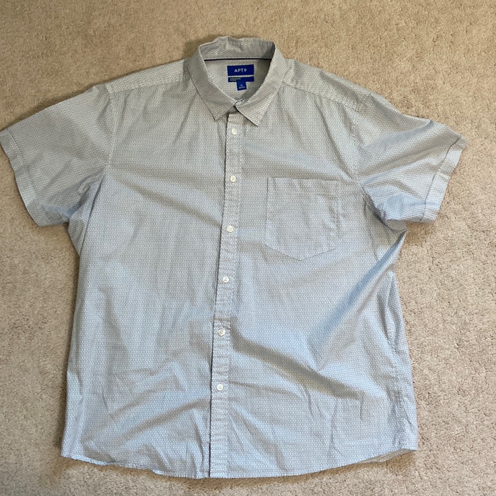 Apt 9 Short sleeved men’s dress shirt XL